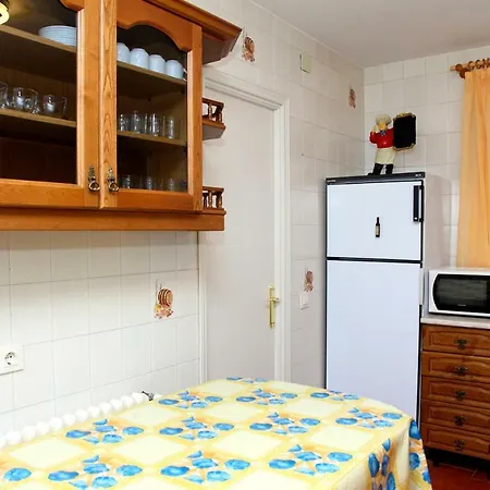 La Hojarasca Cuevas Del Valle